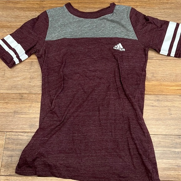 adidas Tops - Adidas Baseball Tee